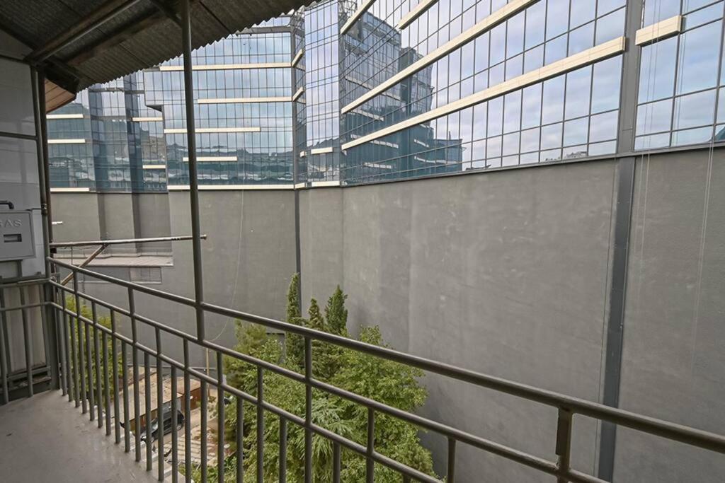 Studio With Balcony In Old City Tiflis Exterior foto